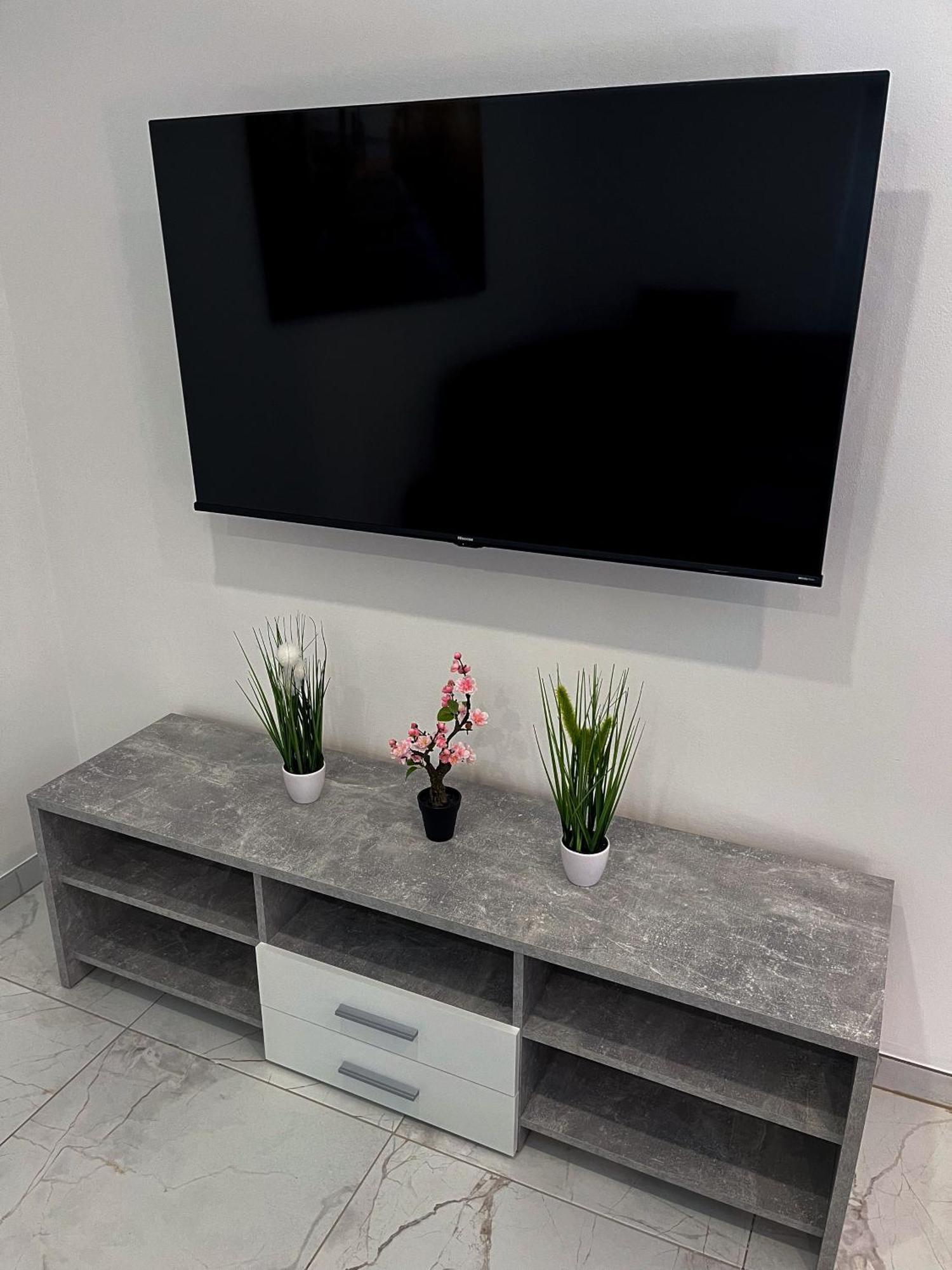 Mandy Apartment *